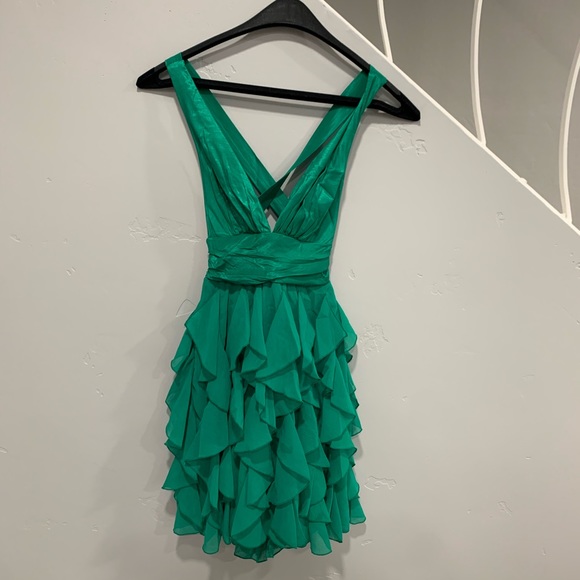 Dresses & Skirts - Ynes Green Ruffle Mini Dress